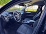 Volvo XC40 T2 Autom. Momentum Pro + Chroom + D-Glas + Nav + 18 inch Lmv - 2022