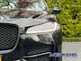 Jaguar F-Pace 2.0 AWD 25t 250PK R-sport Black Edition Pano