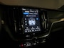 Volvo XC60 2.0 T8 Plug-in hybrid AWD Ultimate Dark Pano/Memorystoelen/H&K/360Camera/Stoelverwarming achter/Stuurverwarming/HeadUp