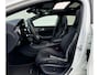 Mercedes-Benz GLA 180 AMG Org NL 1e eigenaar Pano HarmanKardon Schaalstoelen Memory seats Sportonderstel Camera Trekhaak