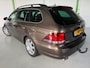 Volkswagen Golf 1.4 TSI HIGHLINE / Panoramadak / Afneembare trekhaak / Stoel verwarming / Boekjes aanwezig.