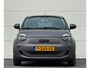 Fiat 500e La Prima 42 kWh mat Grigio metallic Apple SOH 95% Keyless entry Verkeersbord detectie Navigatie Airco