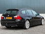 BMW 3-Serie Touring 320i Business Line|NAVI|PSENSOR|TREKHAAK|M SPORT VELGEN 19”