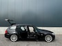 BMW 3-Serie Touring 320i Business Line|NAVI|PSENSOR|TREKHAAK|M SPORT VELGEN 19”