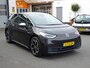 Volkswagen ID.3 First Plus 58 kWh Automatische airco, navigatie, parkeersensoren, achteruitrijcamera, afneembare trekhaak, stoel verwarming, enz.