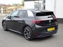Volkswagen ID.3 First Plus 58 kWh Automatische airco, navigatie, parkeersensoren, achteruitrijcamera, afneembare trekhaak, stoel verwarming, enz.