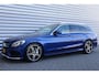 Mercedes-Benz C-klasse Estate C180 156PK AMG SPORT EDITION PREMIUM PLUS AUTOMAAT / NAVI / LEDER / CLIMA / FULL-LED / PDC / 18" LMV / CAMERA / KEYLESS / BLUETOOTH / CRUISECONTROL !!