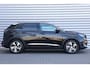 Peugeot 3008 1.6 HYBRID 225PK ALLURE PACK AUTOMAAT / NAVI / CLIMA / PDC / 18" LMV / CAMERA / KEYLESS / WINTERPAKKET / FULL-LED / CRUISECONTROL / 1E EIGENAAR !!
