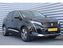 Peugeot 3008 1.6 HYBRID 225PK ALLURE PACK AUTOMAAT / NAVI / CLIMA / PDC / 18" LMV / CAMERA / KEYLESS / WINTERPAKKET / FULL-LED / CRUISECONTROL / 1E EIGENAAR !!
