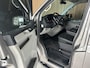 Volkswagen Transporter 2.0 TDI L2H1 DC Highline Lederen stoelen / Camera / Stoelverwarming / NL bus
