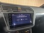 Volkswagen Tiguan 2.0 TSI 4Motion Highline Business R 2x R-line | Schuif/kantal dak | Camera