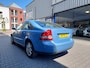 Volvo S40 2.4 Momentum drie eigenaren 11 jaar dezelfde eigenaar clima high performance sound 16inch lm velgen origineel Nederlands
