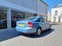 Volvo S40 2.4 Momentum drie eigenaren 11 jaar dezelfde eigenaar clima high performance sound 16inch lm velgen origineel Nederlands