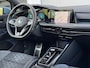 Volkswagen Golf 1.5 eTSI R-Line Business+ Pano/Sfeer/Acc