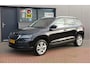 Skoda Karoq 1.5 TSI 150pk DSG ACT Business Edition Plus Trekhaak ,Side assist , Lane assist , Adaptive cruise, Stoelverwarming ,Navi, PDC , Camera etc. .