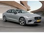 Volvo S60 2.0 B4 Plus Dark | PDC V+A en Camera | Adaptive Cruiscontrol | Stoel + Stuurverwarming | Apple Carplay - Android Auto |