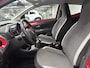Toyota Aygo 1.0 VVT-i x-play limited Dealer onderhouden, Apple Carplay & Trekhaak!