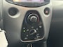 Toyota Aygo 1.0 VVT-i x-play limited Dealer onderhouden, Apple Carplay & Trekhaak!