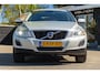 Volvo XC60 2.0 T5 Momentum I Nap I 17 inch I trekhaak I
