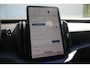 Volvo EX30 Single Motor Extended Range Plus 69 kWh | Adaptieve Cruise Control met Pilot Assist | Sfeerverlichting interieur | Premium audio by Harman Kardon | Verwarmbare voorstoelen + stuurwiel | Park Assist voor + achter | Parkeercamera | Blind Spot Information System |