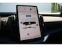 Volvo EX30 Single Motor Extended Range Plus 69 kWh | Adaptieve Cruise Control met Pilot Assist | Sfeerverlichting interieur | Premium audio by Harman Kardon | Verwarmbare voorstoelen + stuurwiel | Park Assist voor + achter | Parkeercamera | Blind Spot Information System |