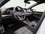 Volkswagen Golf 1.5 eHybrid GTE 272 PK| Panoramadak | 18 Inch Velgen | Head-Updisplay | Dodehoekdetectie | 360 Camera | LED Matrix | Navigatie | Stoelverwarming | Stuurwielverwarming | Black Style