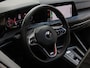 Volkswagen Golf 2.0 TSI GTI DSG 335 PK / 571 NM Pano|Camera|Car-Play|Navi|Ad. Cruise|LED|H&R Verlaagd|Winter Pakket|Clima|DigiDash