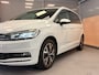 Volkswagen Touran 1.5 TSI Highline 7p | LED | ELEKT.- ACHTERKLEP | CAMERA |