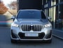 BMW X1 xDrive25e Pano M Sportpakket Adaptief M-onderstel Ada LED Comforttoegang Driving Assi 18''LM Velgen