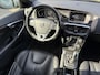 Volvo V40 2.0 T4 Business Sport | 1E EIGENAAR | 12MND GARANTIE | PANO | STANDKACHEL | LEDER | CAMERA | LED | CRUISE | STOELVERWM. |