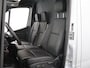 Mercedes-Benz Sprinter 319 CDI L2 H1 | Select | Distronic | 3500 KG Trekhaak | 17" Lichtmetalen Wielen | Navigatie | Parkeercamera | LED Koplampen | Certified