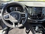 Volvo XC60 2.0 T8 Twin Engine AWD R-Design | Luchtvering | Adaptieve Cruise Control | Schuif - / Kanteldak | Stoel/Stuurverwarming | Adaptieve LED Koplampen | Memory | Head-Up Display |