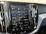 Volvo XC60 2.0 T8 Twin Engine AWD R-Design | Luchtvering | Adaptieve Cruise Control | Schuif - / Kanteldak | Stoel/Stuurverwarming | Adaptieve LED Koplampen | Memory | Head-Up Display |