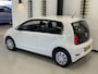 Volkswagen Up! 1.0 BMT move up! / luxe pakket / LED *NAP*