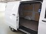 Mercedes-Benz Vito 116 CDI | L2 | SELECT | AUT. | MULTI-BEAM LED LAMPEN | AIRCO | CRUISE | CAMERA | STOELVERWARMING | KUNSTLEDEREN BEKLEDING | BETIMMERDE LAADRUIMTE | 17" LICHTMETALEN WIELEN | CARPLAY | ANDROID AUTO | CERTIFIED