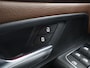 Mercedes-Benz GLB 200 Premium Plus | Memory | Panoramadak | Widescreen | Lederen bekleding | Getint glas |