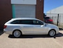 Skoda Superb Combi 1.6 TDI Champs Elysees Bj:2015 NAP!