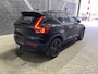 Volvo XC40 B4 Ultra Black Edition | Panoramadak | Trekhaak | 360° Camera | ACC | Stoel+Stuurverwarming