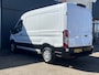 Ford Transit 350 2.0 TDCI L2H2 RWD 170pk Kastinrichting Werkplaatsinrichting Airco Cruise controle Navigatiesysteem Telefoonverbinding Parkeersensoren voor en achter 2-Persoons Bpm vrij  Sortimo Werkplaats Omvormer St