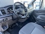 Ford Transit 350 2.0 TDCI L2H2 RWD 170pk Kastinrichting Werkplaatsinrichting Airco Cruise controle Navigatiesysteem Telefoonverbinding Parkeersensoren voor en achter 2-Persoons Bpm vrij  Sortimo Werkplaats Omvormer St
