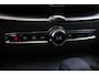 Volvo XC60 T6 Automaat Plug-in hybrid AWD Inscription | Premium audio by Harman en Kardon| Park Assist voor en achter| Parkeer Camera| Interieur Voorverwarming| Verwarmbare Voorruit | Semi Electrische Trekhaak.