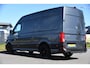 Volkswagen Crafter 30 2.0 TDI L3H3 PB Edition Camera, Adaptieve Cruise, Carplay, LED, Leder, 177pk, Automaat, Stoelverwarming, Vooruit verwarming, Stuur verwarming, Uniek!