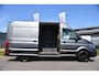 Volkswagen Crafter 30 2.0 TDI L3H3 PB Edition Camera, Adaptieve Cruise, Carplay, LED, Leder, 177pk, Automaat, Stoelverwarming, Vooruit verwarming, Stuur verwarming, Uniek!