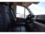 Volkswagen Crafter 30 2.0 TDI L3H3 PB Edition Camera, Adaptieve Cruise, Carplay, LED, Leder, 177pk, Automaat, Stoelverwarming, Vooruit verwarming, Stuur verwarming, Uniek!