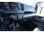 Volkswagen Crafter 30 2.0 TDI L3H3 PB Edition Camera, Adaptieve Cruise, Carplay, LED, Leder, 177pk, Automaat, Stoelverwarming, Vooruit verwarming, Stuur verwarming, Uniek!