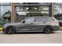BMW 3-Serie Touring M340i xDrive High Executive Edition|Pano|360 Camera|Trekhaak|Stoel + Stuur Verwarming|Dravitgrau