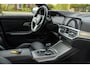 BMW 3-Serie Touring M340i xDrive High Executive Edition|Pano|360 Camera|Trekhaak|Stoel + Stuur Verwarming|Dravitgrau