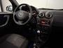 Dacia Duster 1.6 Lauréate 2wd ( Airconditioning / Trekhaak )