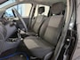 Dacia Duster 1.6 Lauréate 2wd ( Airconditioning / Trekhaak )