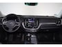 Volvo XC60 T6 Recharge AWD Plus Dark - Panorama/schuifdak - Luchtvering - IntelliSafe Assist & Surround - 360º Camera - Harman Kardon audio - Adaptieve LED koplampen - Verwarmde voorstoelen, stuur & achterbank - Parkeersensoren voor & achter - Elektr. bedienb. voorstoelen met geheugen - Draadloze tel. lader - Extra getint glas - 21' LMV